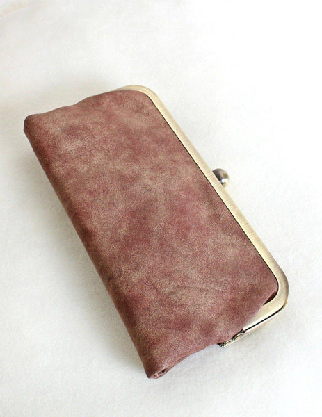 Karen Kiss Lock Clutch Bag: Tan