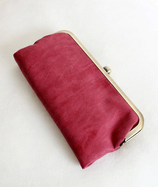 Karen Kiss Lock Clutch Bag: Tan