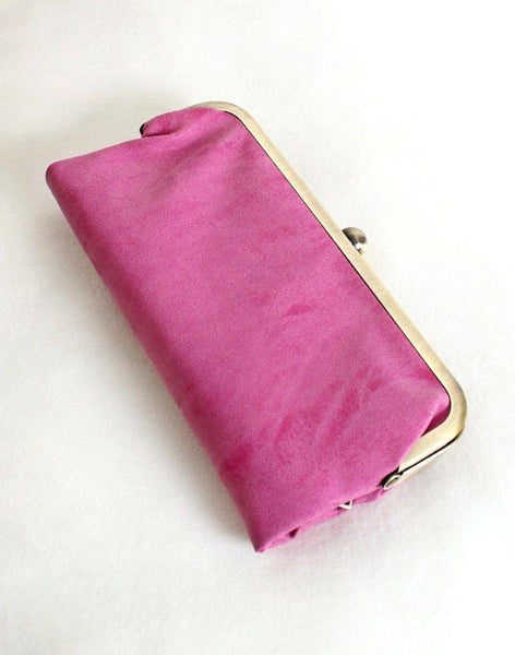 Karen Kiss Lock Clutch Bag: Tan